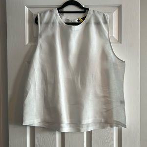 Quince European white linen sleeveless top